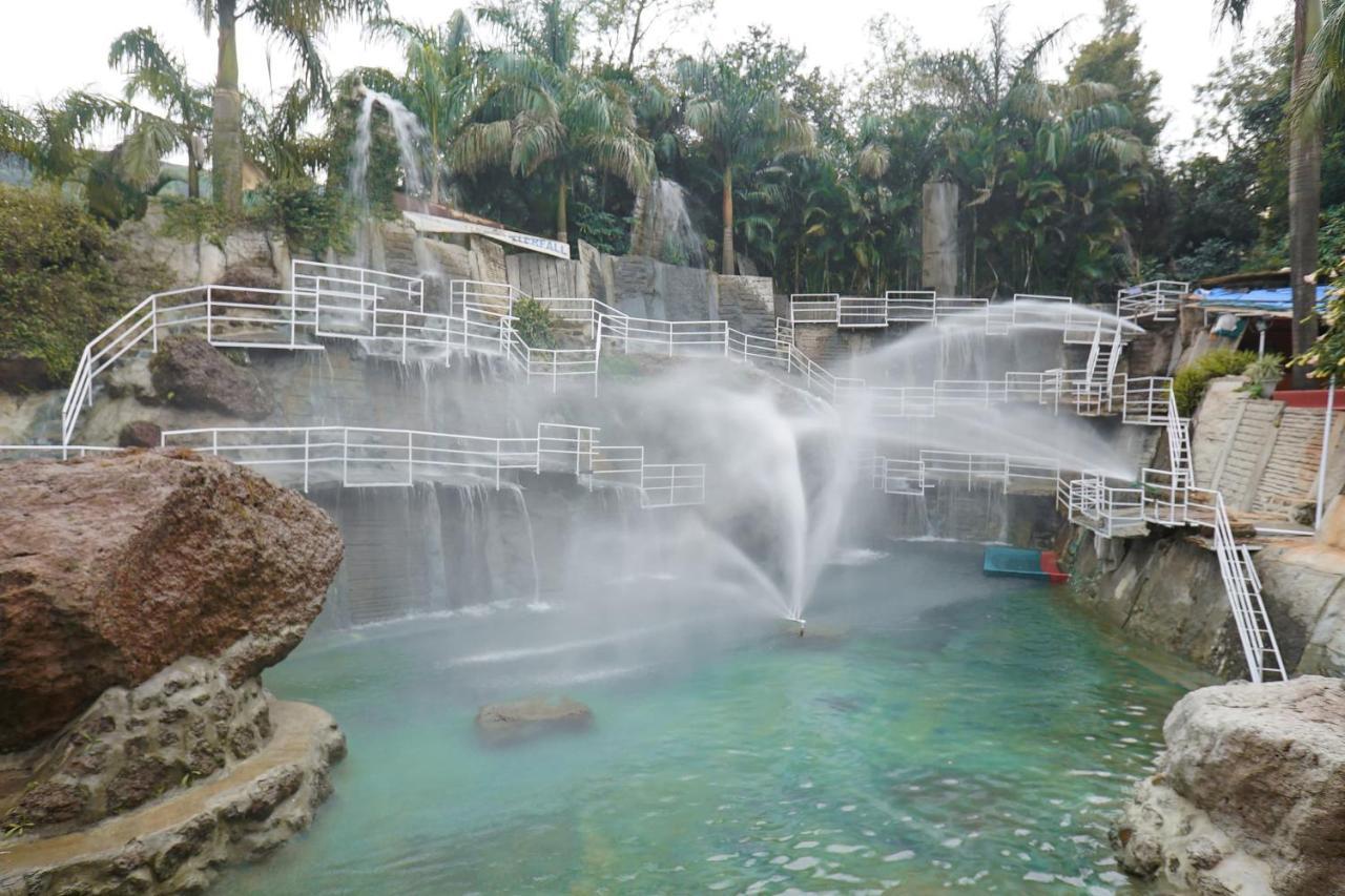 Sherbaug- A Theme Park And Resort Pānchgani Exterior foto